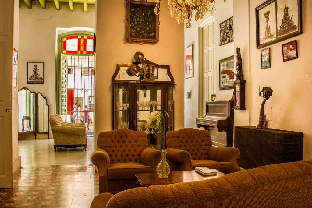 Casa Arakelis | Habana Vieja photo 2