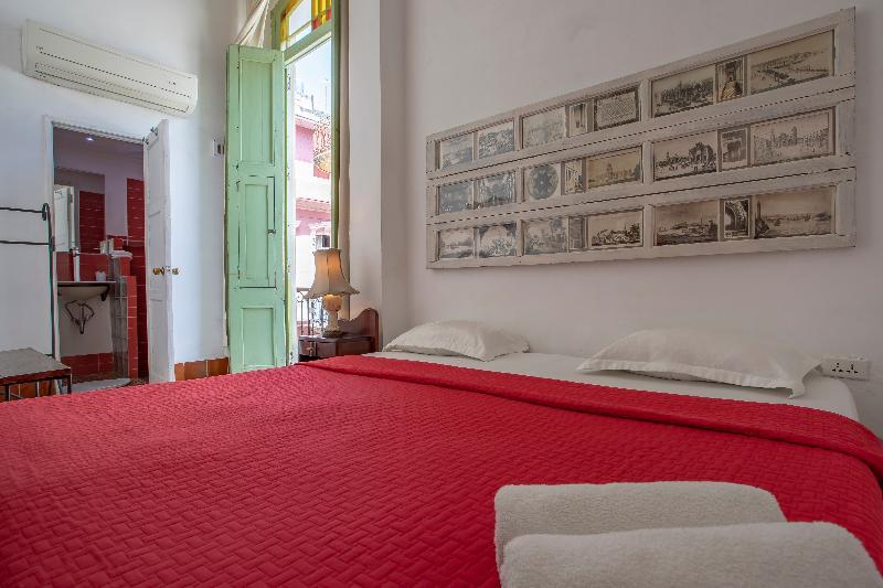 Casa Arakelis | Habana Vieja photo 7